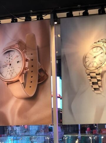 SEG-displays-of-luxury-watches