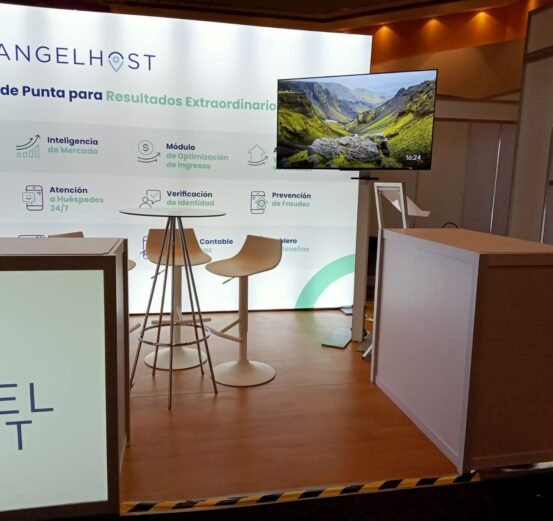Standscancun 5x3angelhost 4